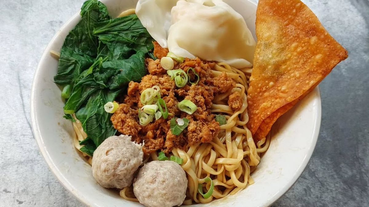 Top 6 Rekomendasi Tempat Mie Ayam Terlezat di Semarang, Nomor 4 Bikin Ketagihan!