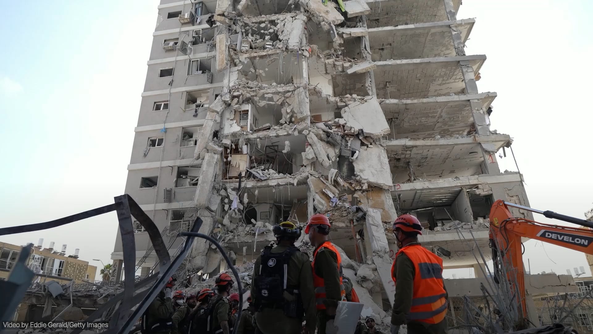 L'Iran Colpisce Tel Aviv E Haifa, Escalation Del Conflitto In Medio Oriente