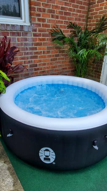 the inflatable hot tub