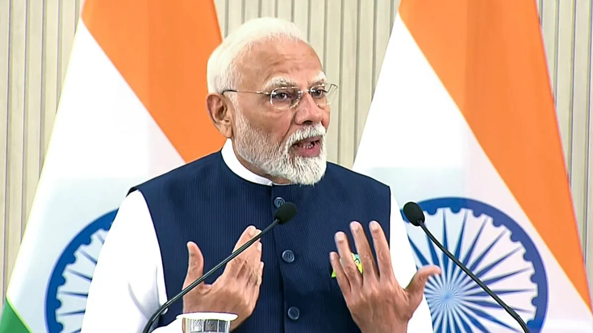 PM Modi Highlights Sree Narayana Guru's Timeless Teachings at Centenary Celebration