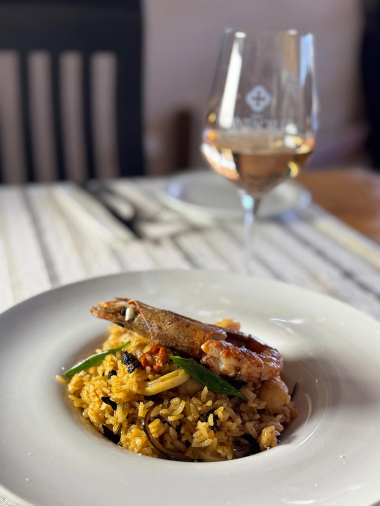 Loló: Cocina de origen y maridajes perfectos en Viña Santa Cruz