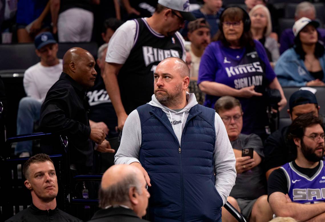 Former Sacramento Kings GM Monte McNair lands new job with LA Clippers