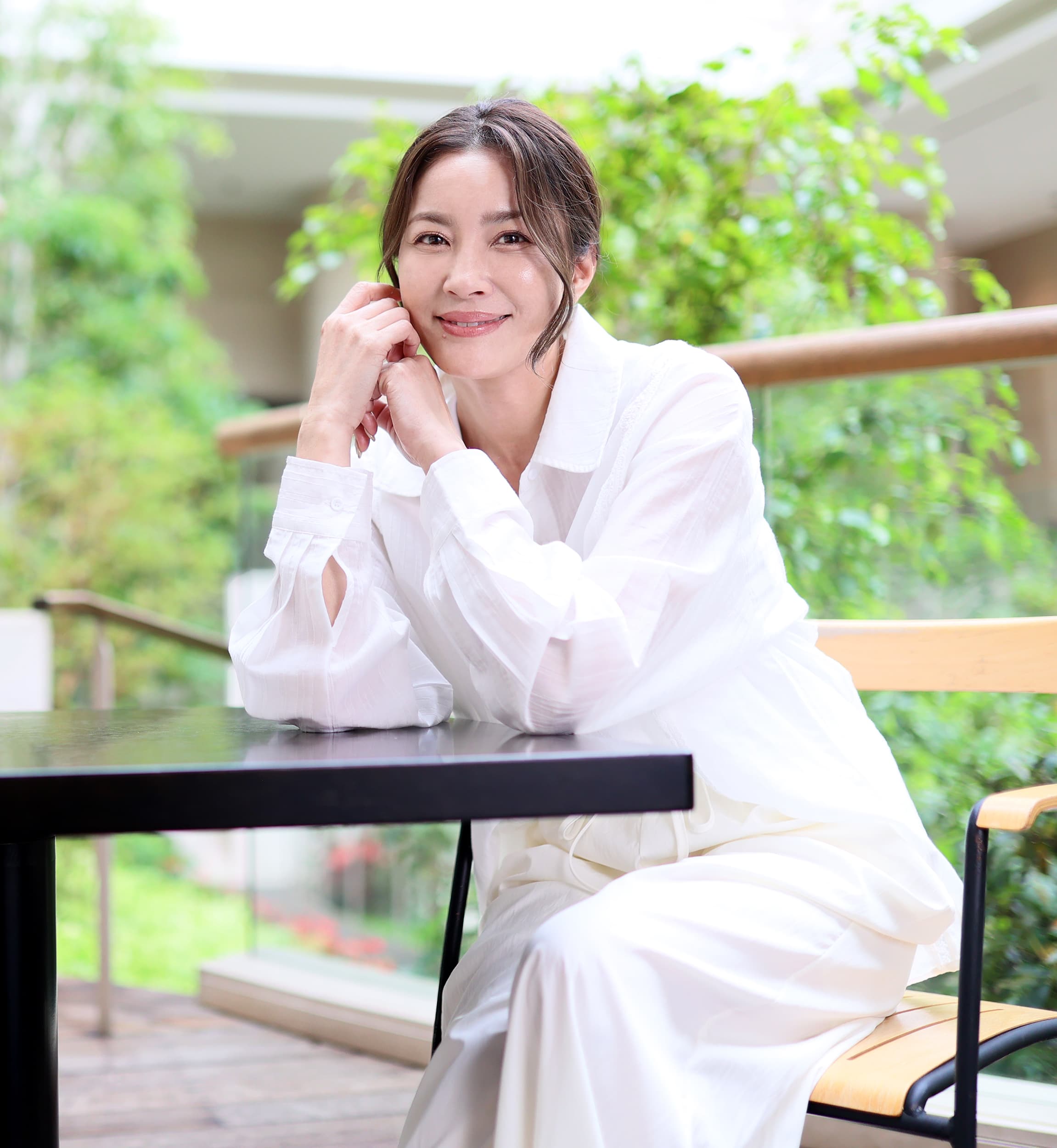 瀬戸朝香さん　直筆サイン色紙　女優　芸能人　君といた夏　成田離婚　東京大学物語 001_size4.jpg