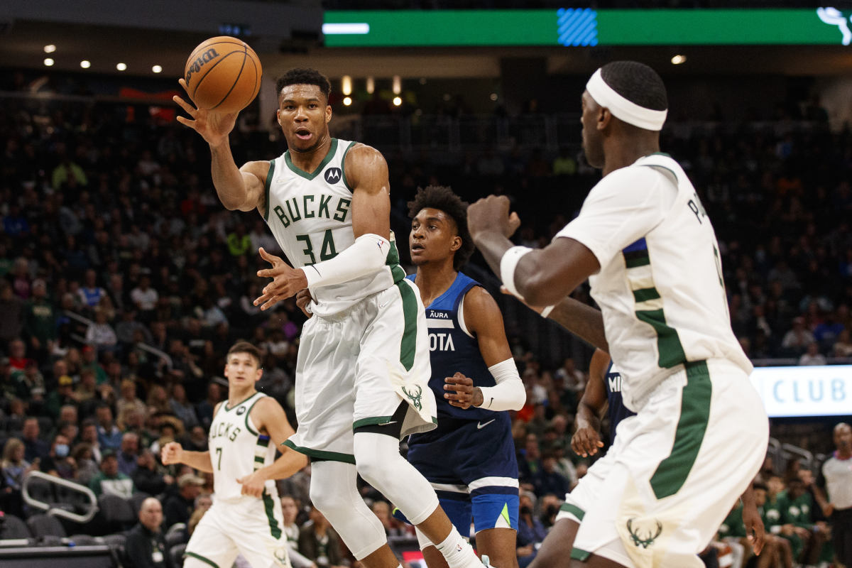 Bucks Forward Predicts Giannis Antetokounmpo S Future With The Team