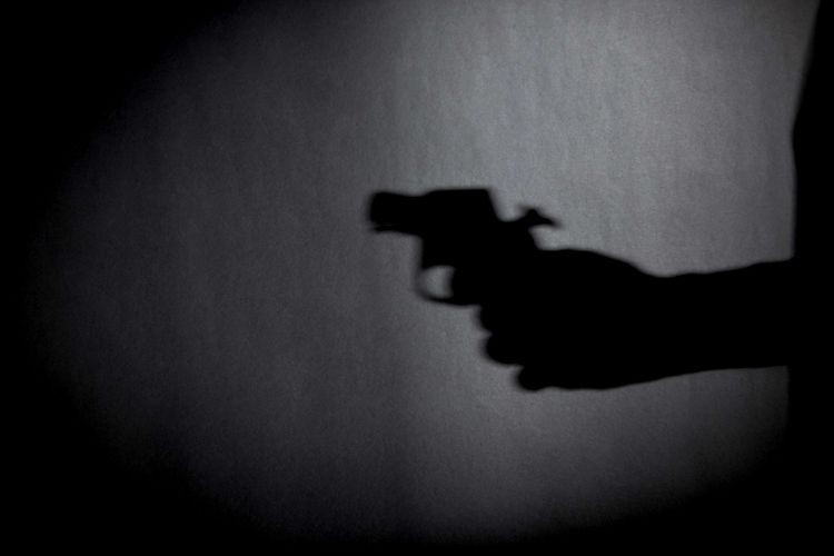 Hansip Cakung Tembak Pelaku Pencurian Motor