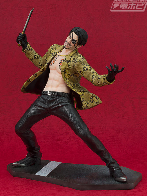 凶暴性を感じさせる不敵な笑みがステキ！『龍が如く』真島吾朗