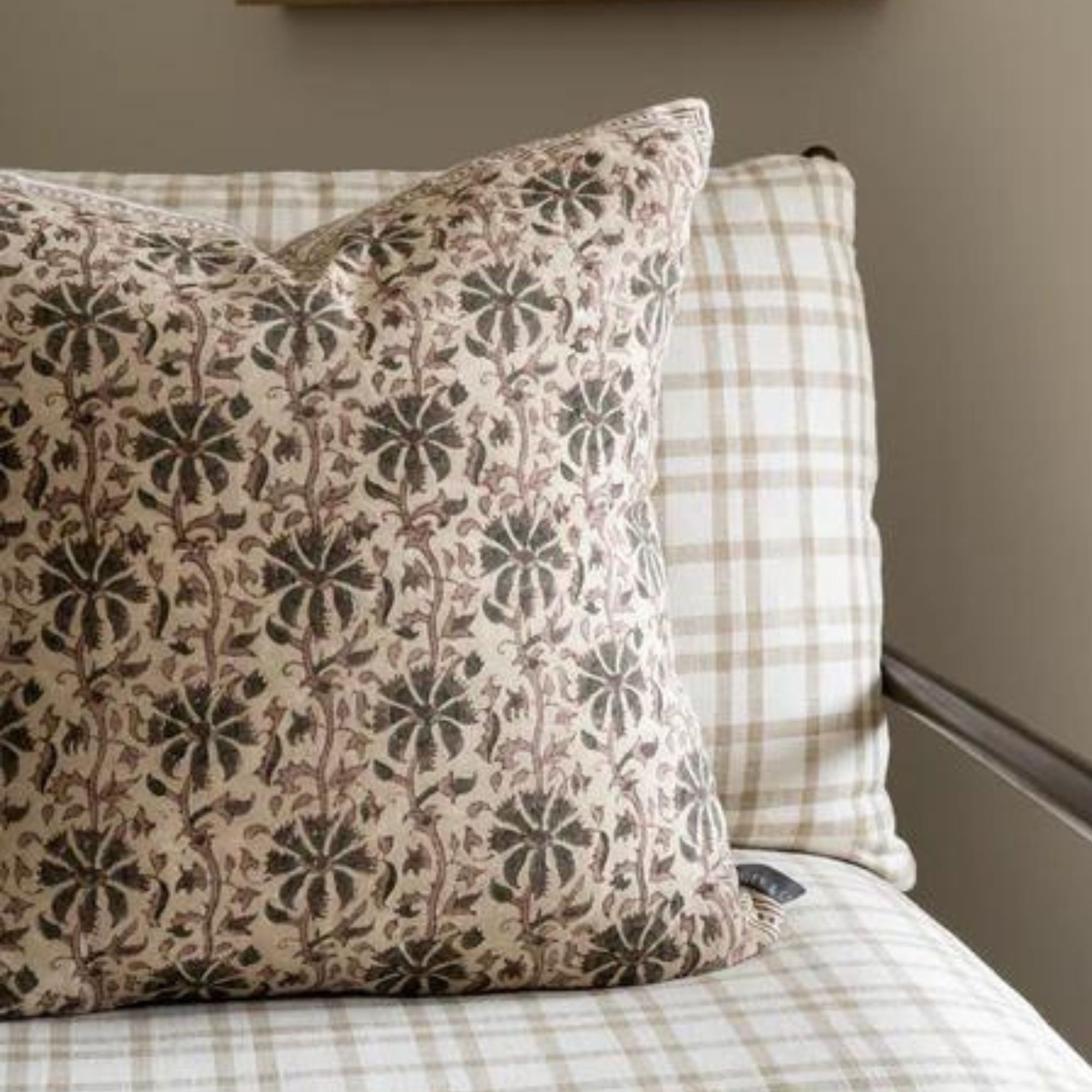 Edith Pillow Cover