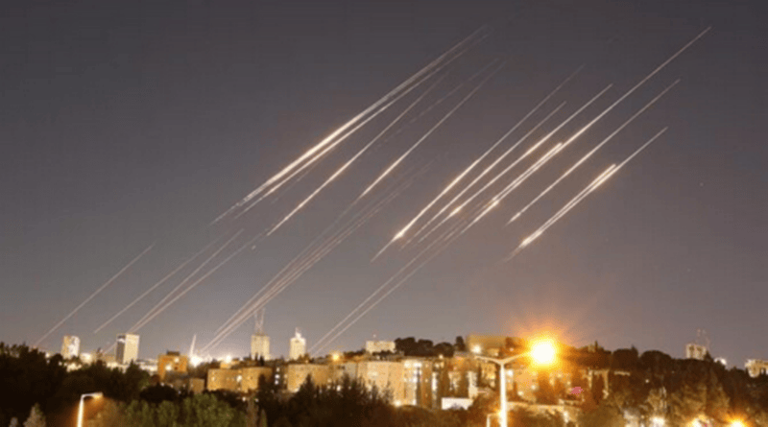 Irán confirma la muerte de siete altos mandos de la Fuerza Aeroespacial en ataques israelíes