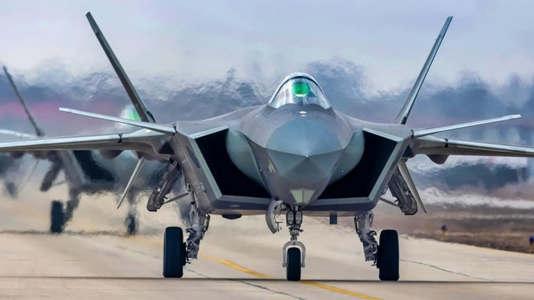 J-20A: China’s new Mighty Dragon stealth fighter just sent a message to ...