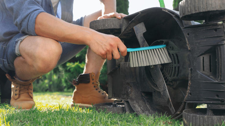 Can You Sharpen Lawn Mower Blades Without Removing Them?