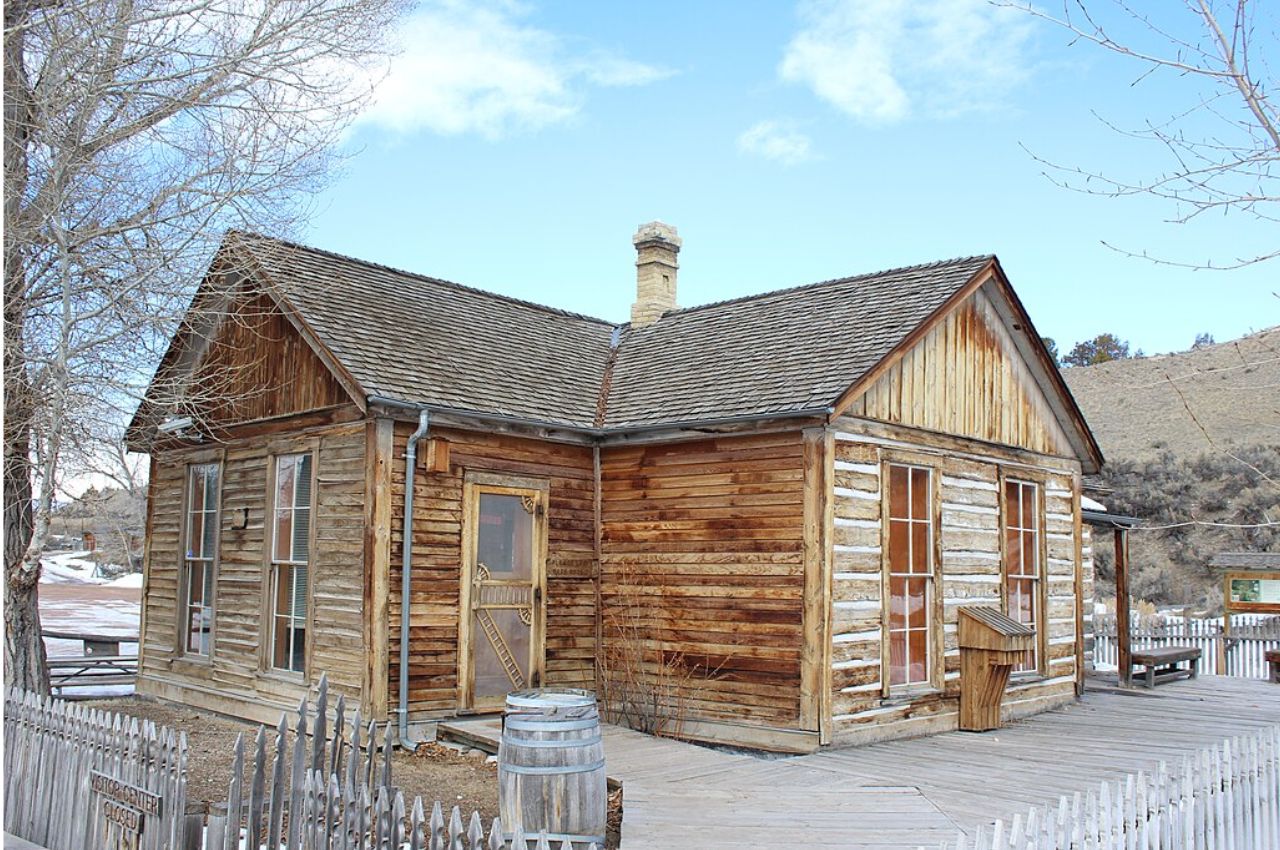 8 Ghost Towns You Can Actually Explore Today