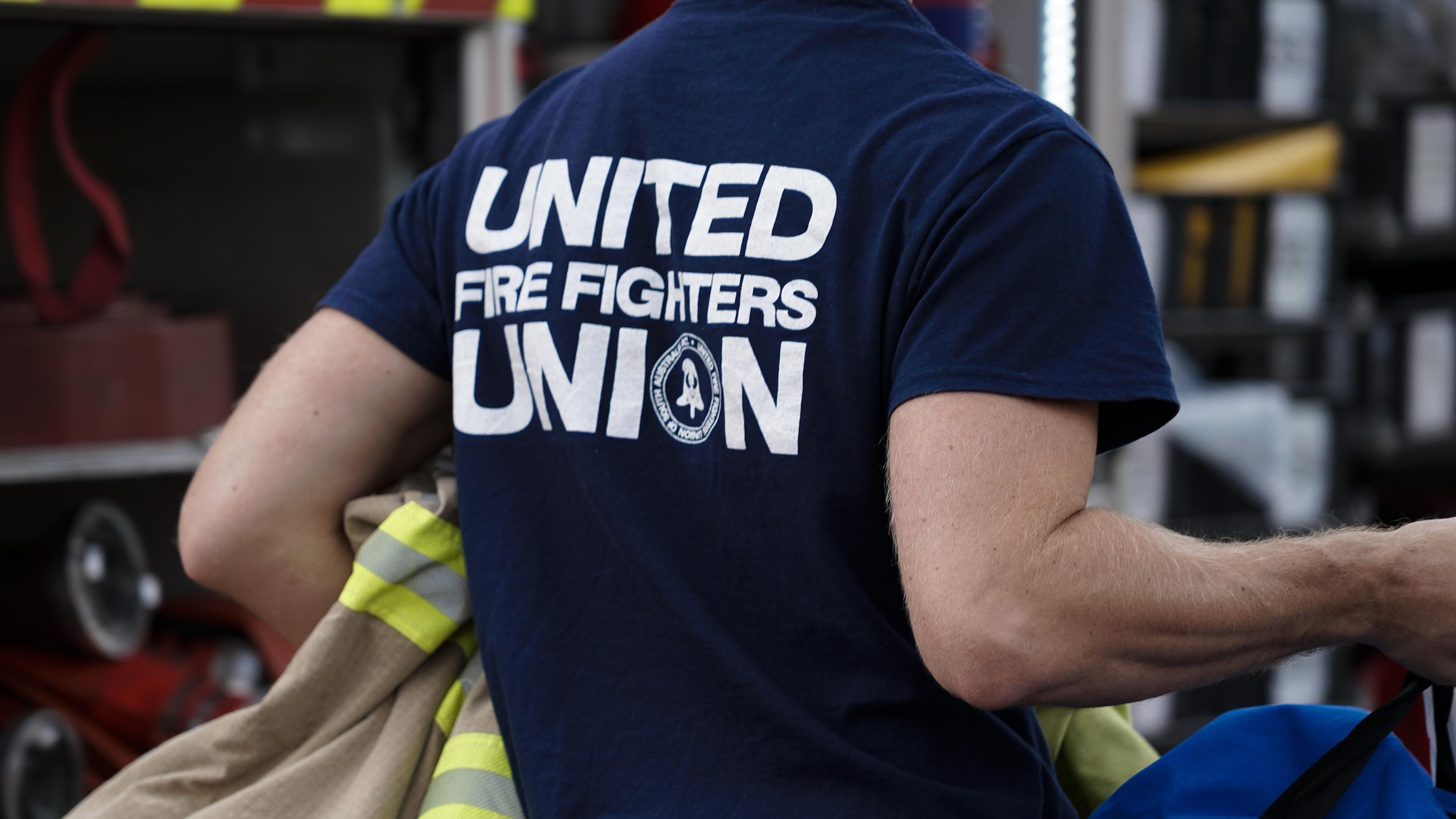 Firefighters pass no-confidence vote against Fire Rescue Victoria's ...