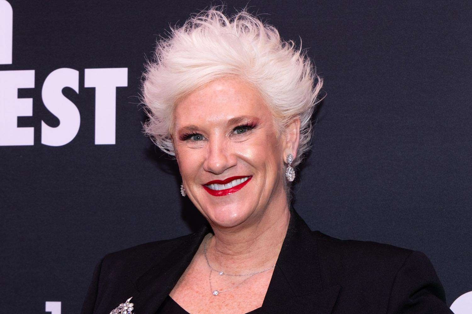 Anne Burrell Found 'Unconscious and Unresponsive,' Pronounced Dead at(01)