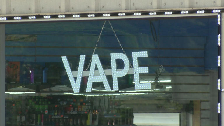 Montgomery mayor vetoes moratorium on vape shops, package stores