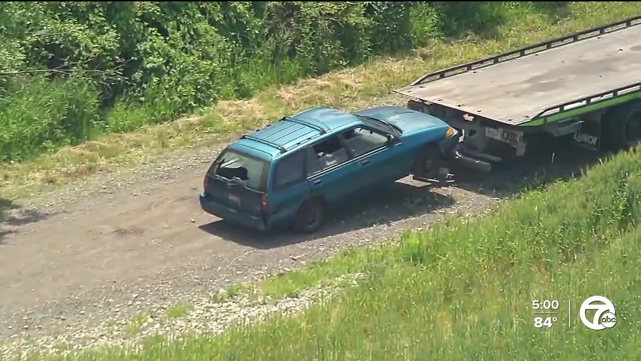 2 teens found dead with gunshot wounds in Monroe County