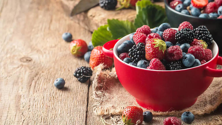 20 best snacks for diabetics and how they help manage blood sugar