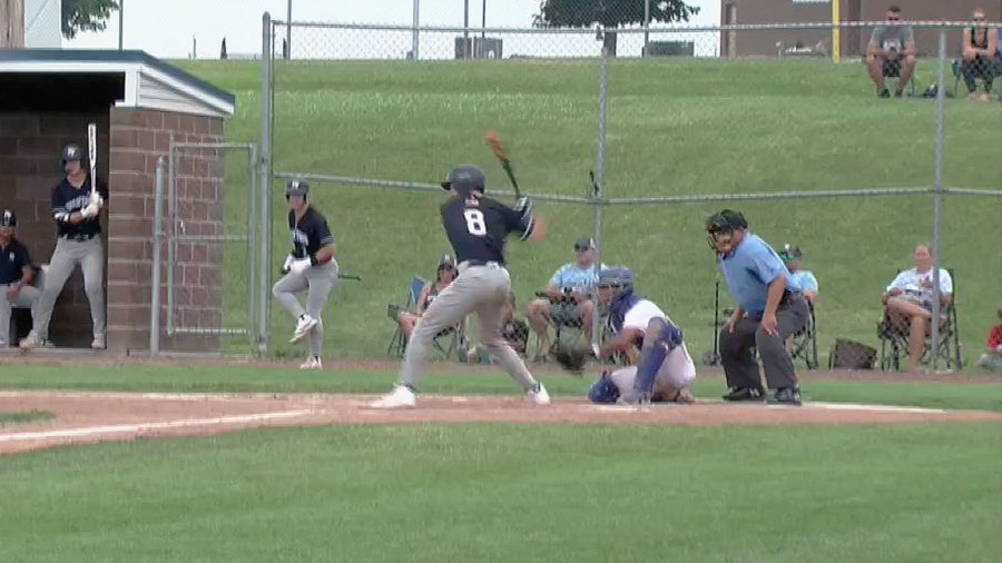 pleasant-valley-spartans-baseball-wins-clash-with-davenport-north