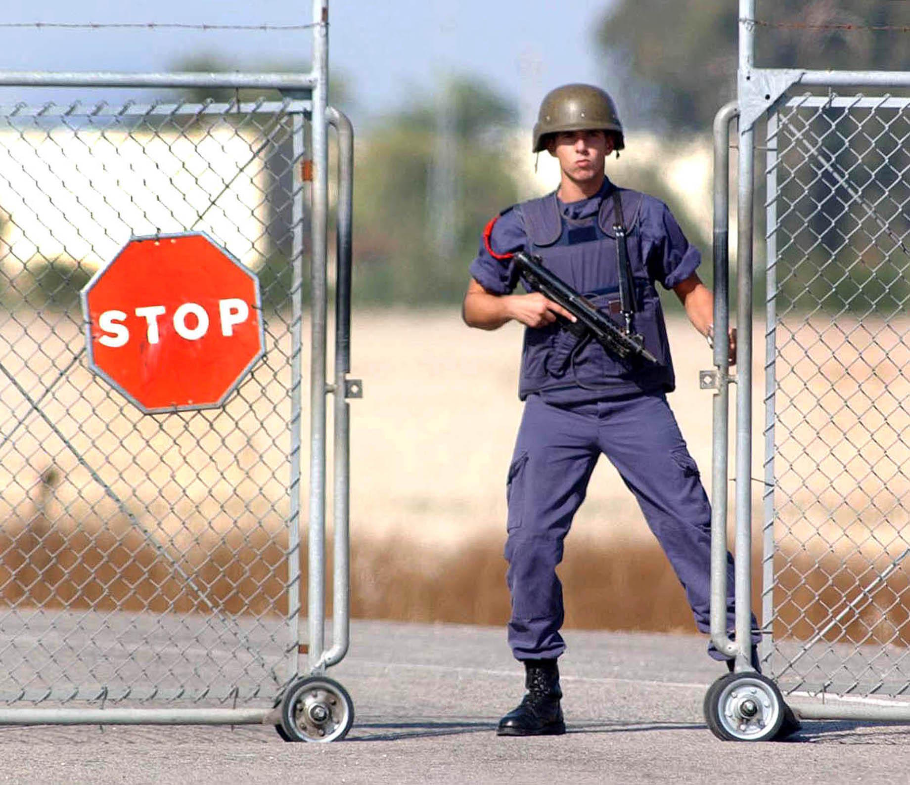 A US transport plane accident closes Morón base for a week and diverts ...