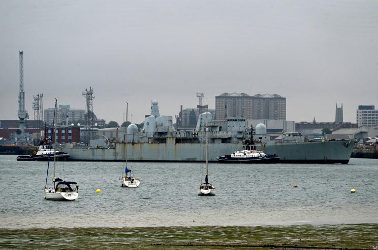HMS Bristol, the solitary Type 82 destroyer, was recommissioned from Portsmouth and sailed late in April 1982. Equipped with Sea Dart, Ikara, and advanced communications, she served as flagship of the rearguard Task Group. Though not in frontline combat, Bristol coordinated resupply, logistics, and fleet movements. Following the sinking of HMS Coventry, she assumed flagship duties, maintaining cohesion across support vessels. Bristol’s command-and-control capability was indispensable for sustaining naval operations through the campaign’s conclusion.