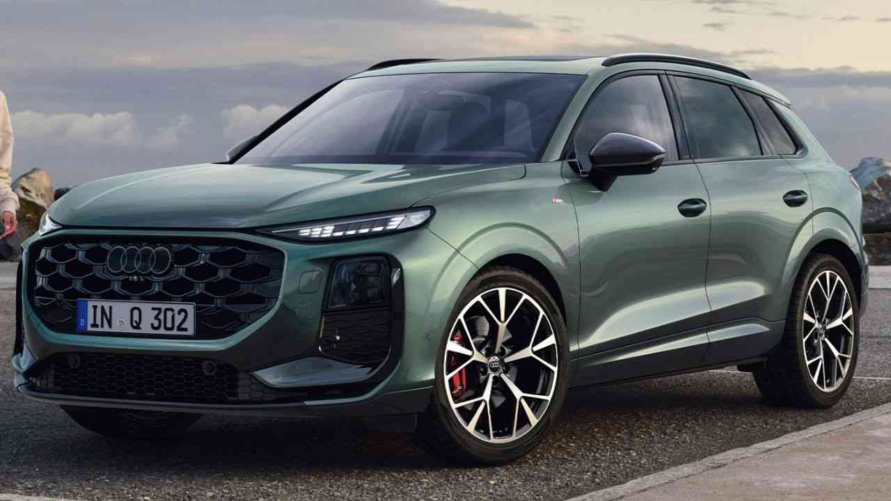 アウディQ3、2026年フルモデルチェンジ!Q5譲りの洗練デザインと最先端テクノロジーで魅せる