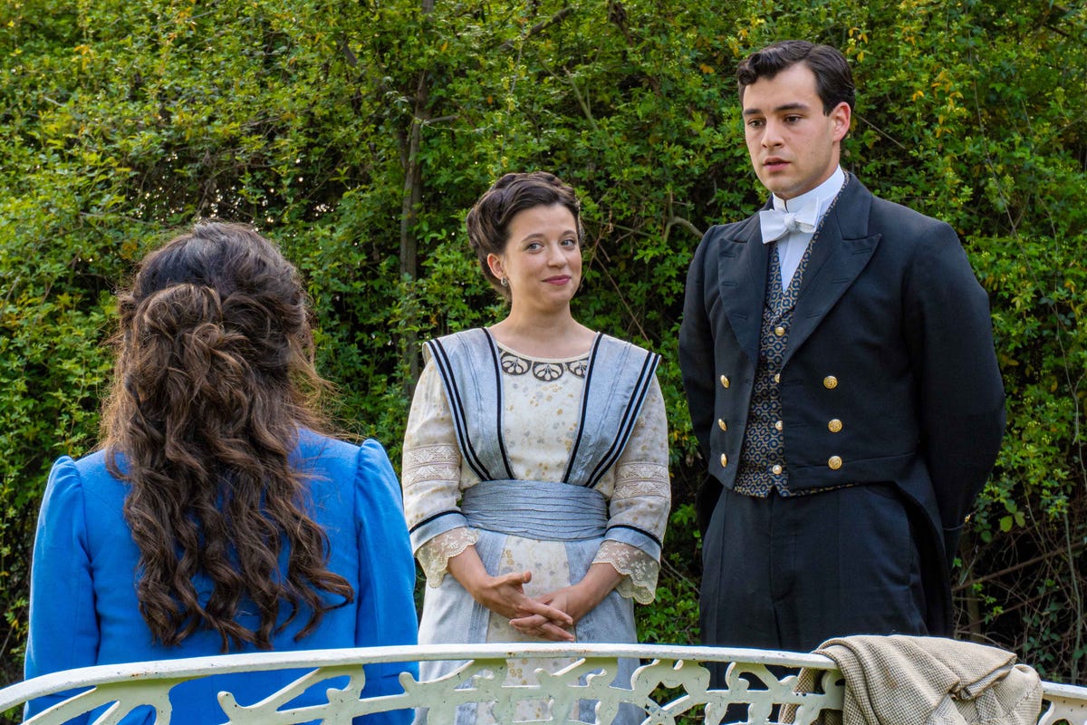 Curro está en grave peligro en 'La Promesa' en el avance del capítulo 619  del jueves 19 de junio en TVE