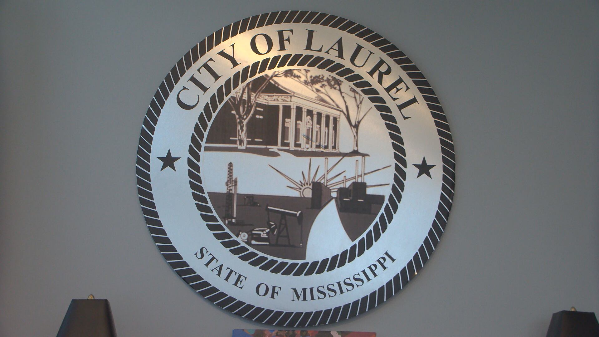 Laurel to increase water/sewer rates, vacate road to Howard Industries