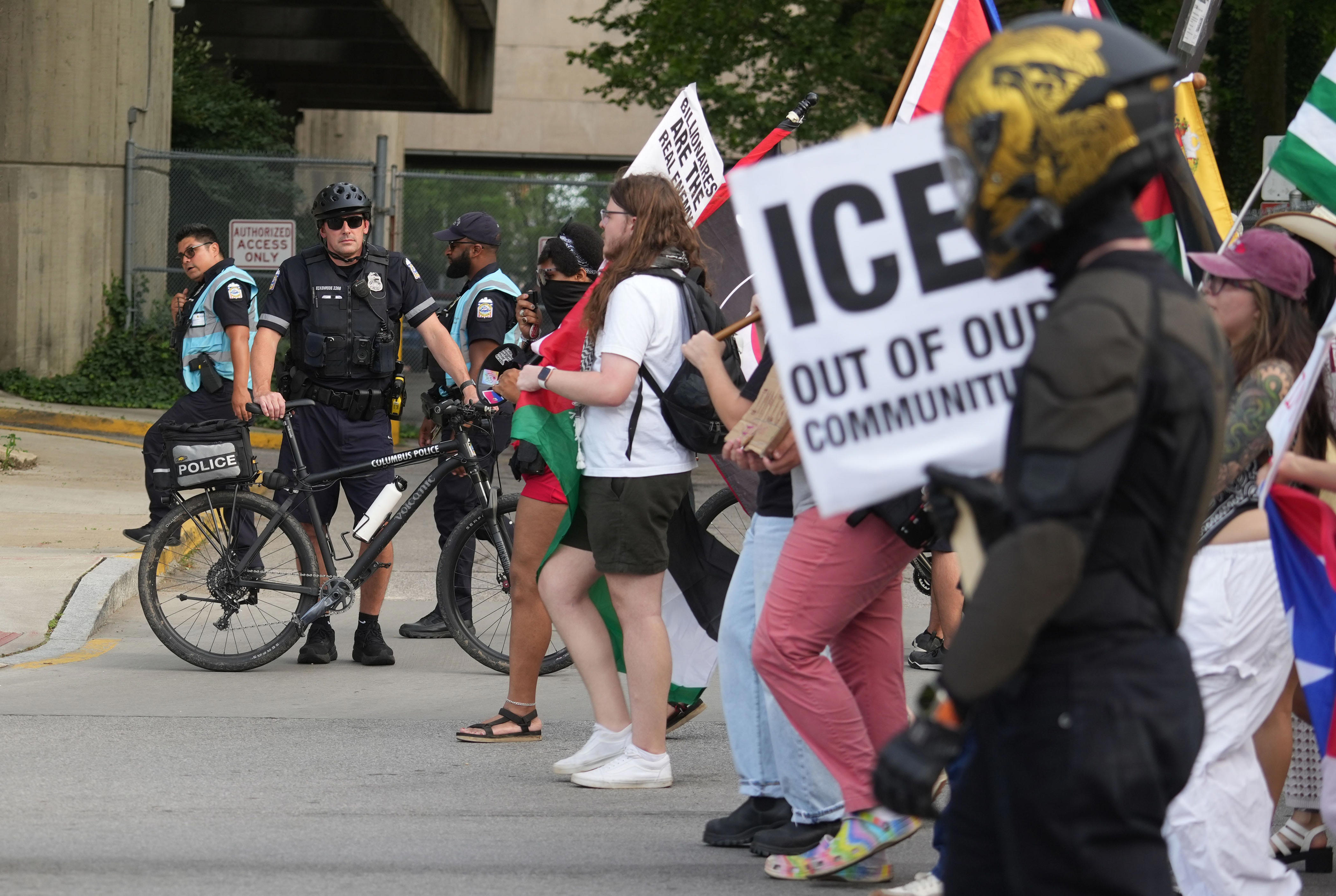 ICE surges more officers and staff to states. How many are coming to Ohio?