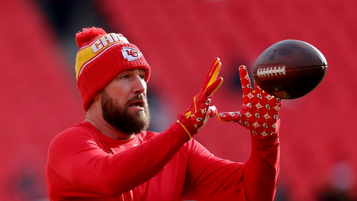 Travis Kelce Gets 1 Unusual Piece of Advice on Chiefs Season
