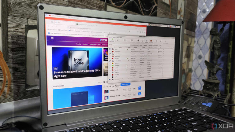 Accessing the Qubes OS UI