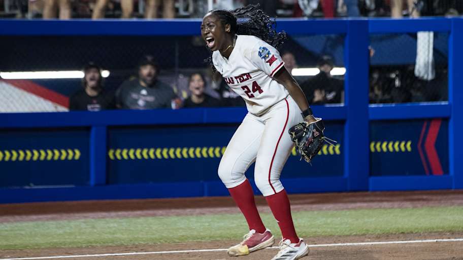 WCWS Finals: NiJaree Canady's Pitching Coach Offers Advice Ahead of Game 3