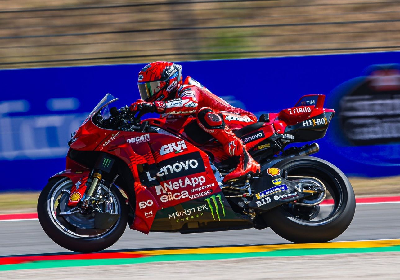 AA1GfiwF Marc Márquez Unggul di Praktik Aragon MotoGP 2025, KTM dan Honda Beri Perlawanan Sengit