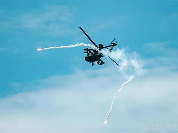 China ramps up military activity near Taiwan: 34 aircraft, 8 naval vessels, 1 ship detected