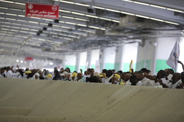 Jemaah Haji Lepas Jumrah: Buang Sifat Negatif, Kembalilah Suci
