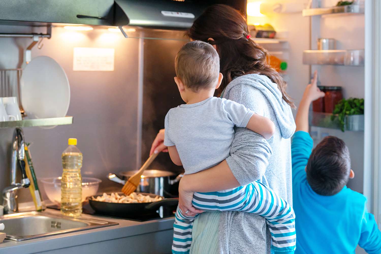 Mom Is ‘Sick’ of Cooking for Her Family 3 Times Per Day Without Help ...
