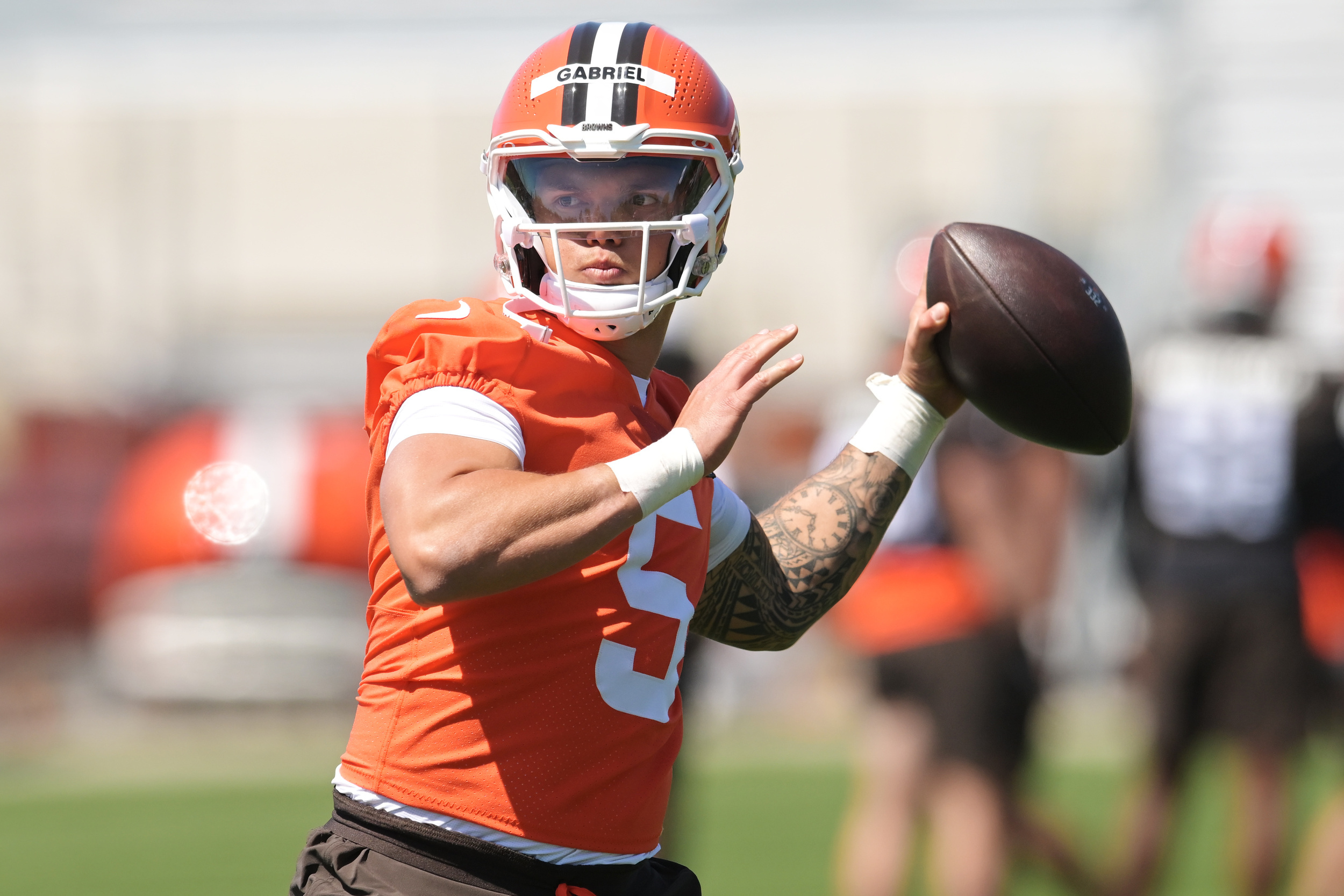 Browns confirm Dillon Gabriel news amid QB competition