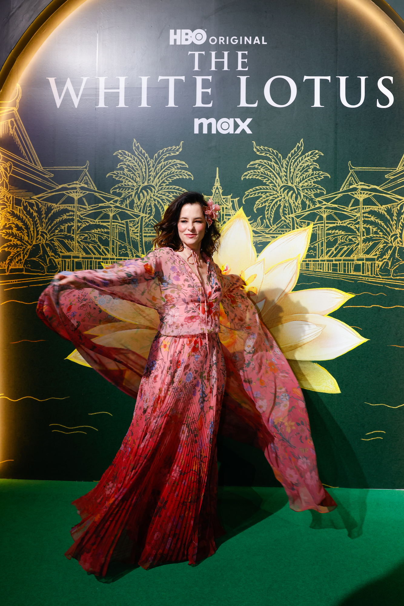 Lisa Kudrow Reveals Why She'll ‘Avoid' Joining ‘The White Lotus'