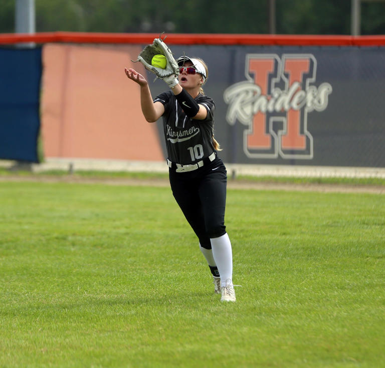 Who is the top area prep softball squad?