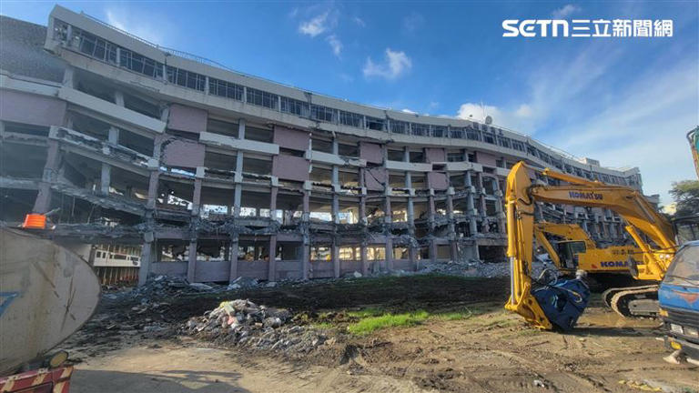 今年4月底起陸續進行拆除作業，目前已拆除完畢。（圖／資料照）