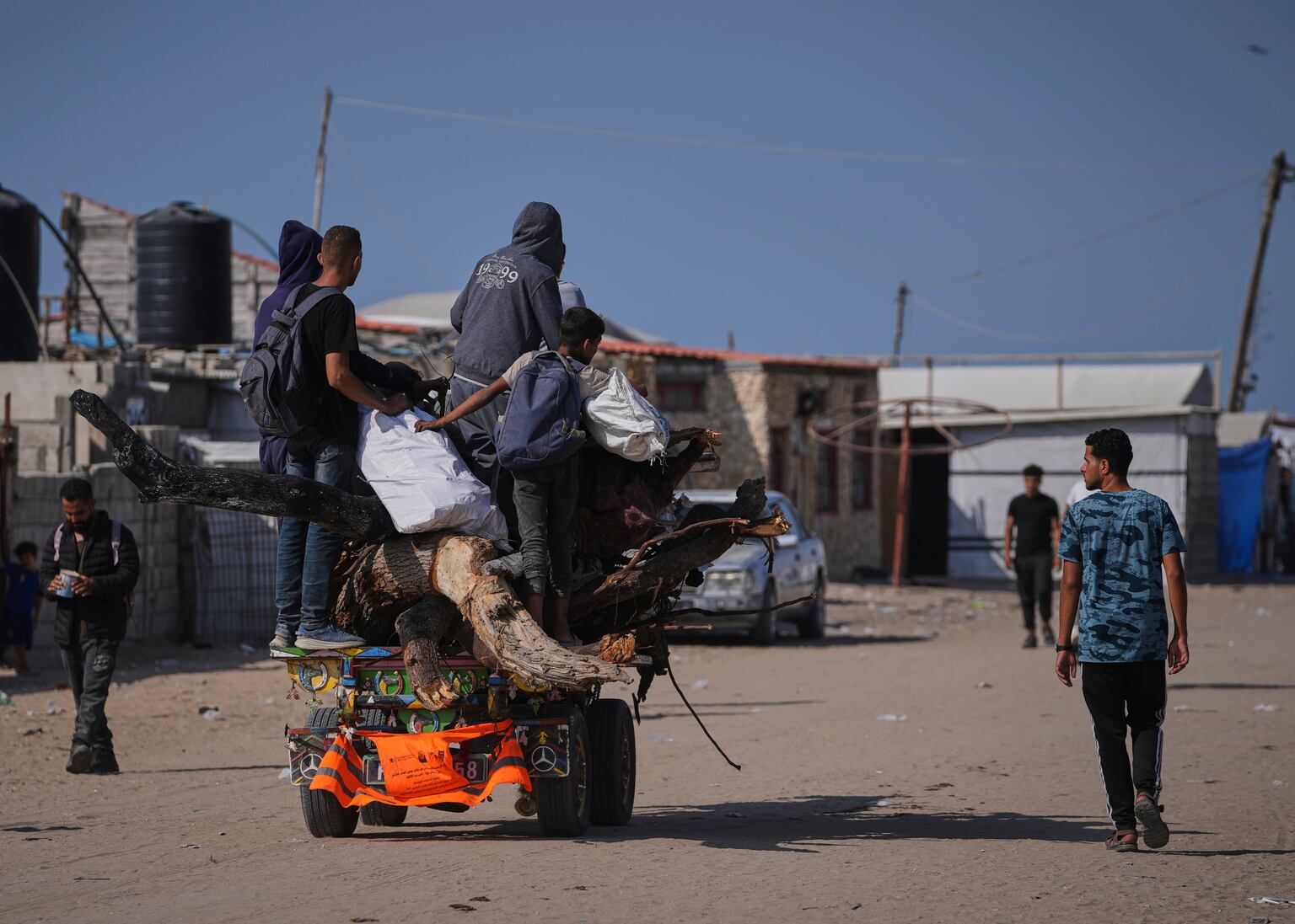 Four killed by Israeli fire near aid point, Palestinians say
