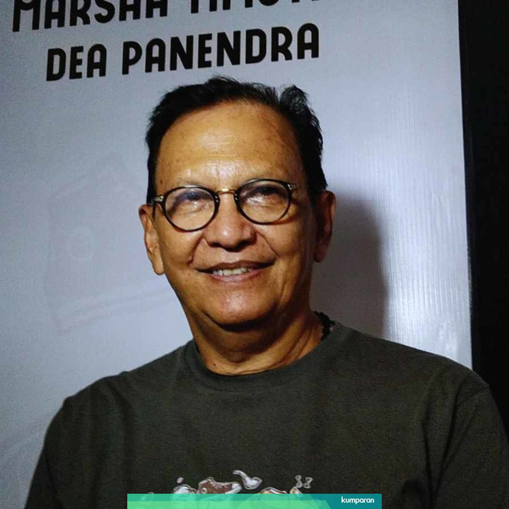 Roy Marten Desak Menghargai Kemewahan Luar Biasa Kumpul Bersama Keluarga