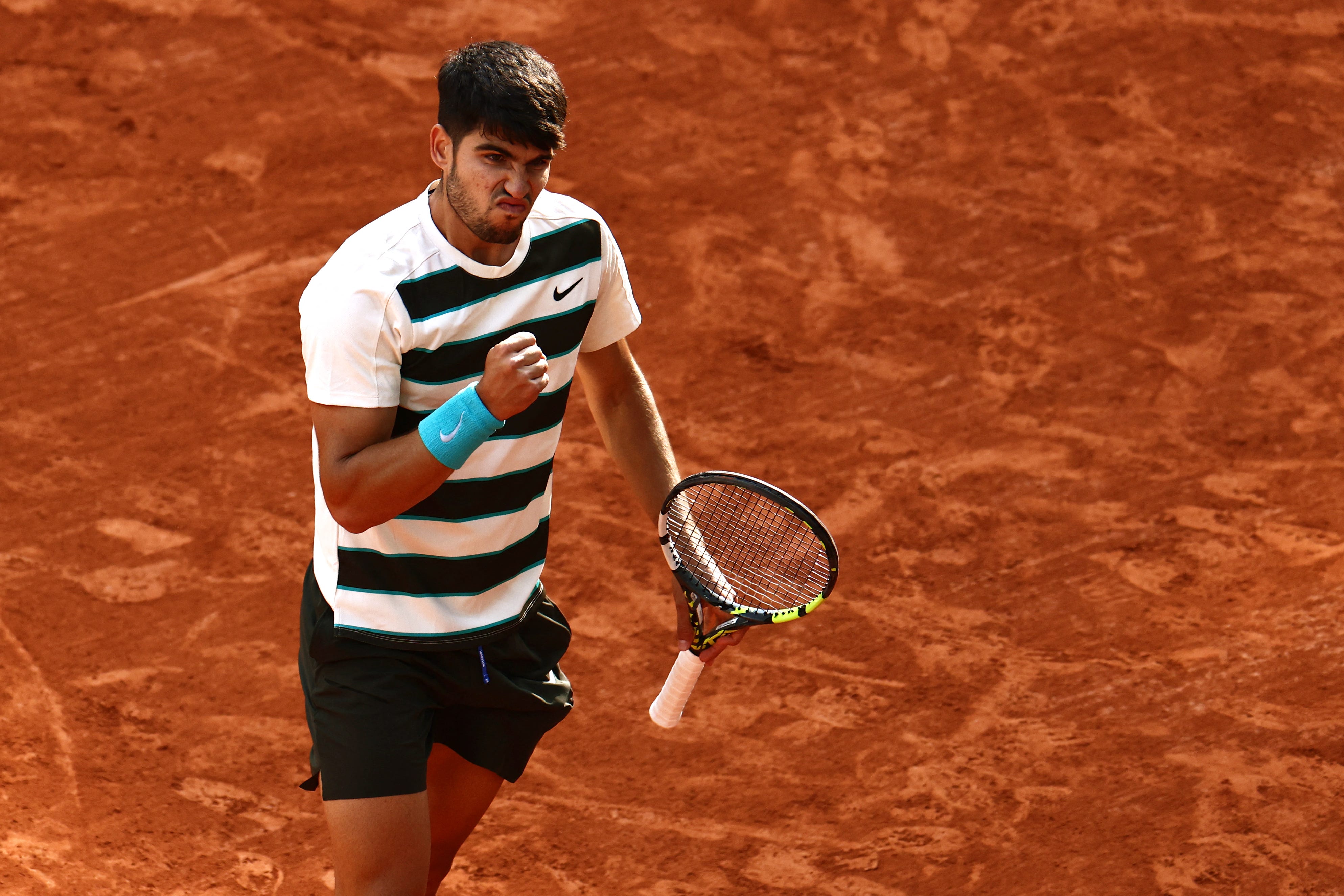 Carlos Alcaraz wins epic French Open, outlasts Jannik Sinner in 5 sets ...