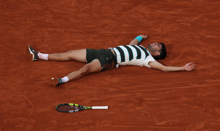 Carlos Alcaraz wins epic French Open, outlasts Jannik Sinner in 5 sets ...