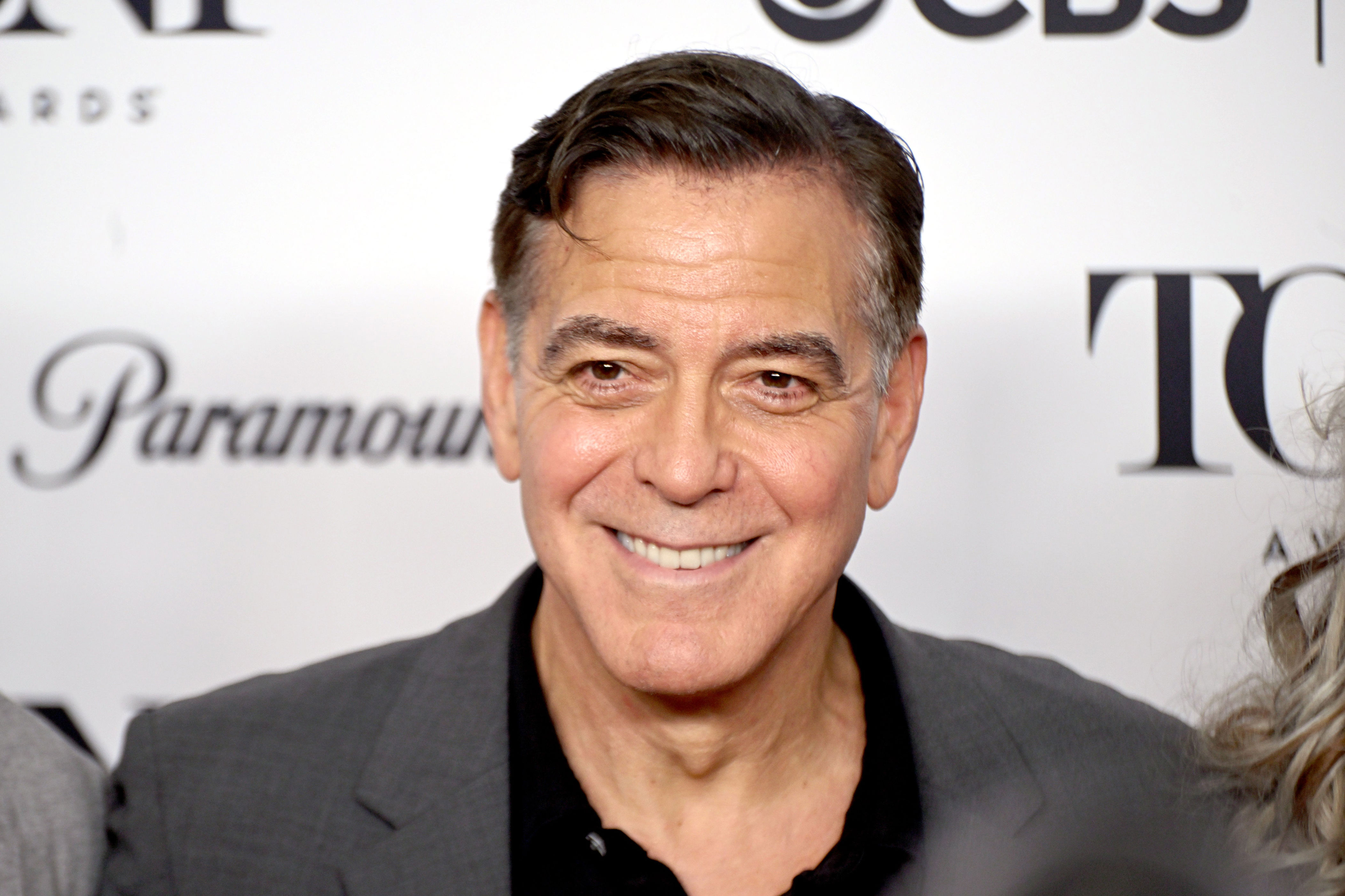 George Clooney recalls being yelled at by Frank Sinatra during early ...