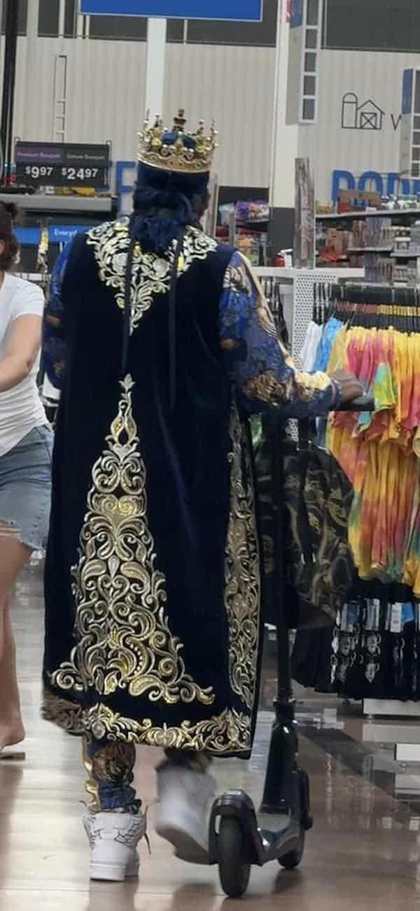 35 Most Hilariously Questionable Fashion Choices Ever Spotted At Walmart