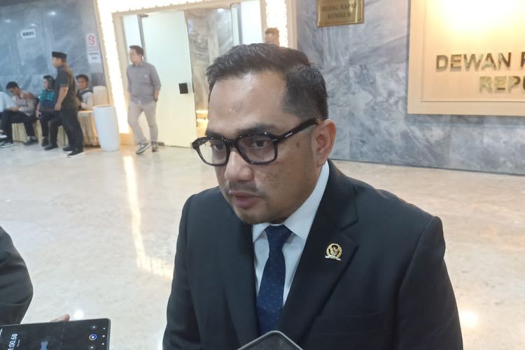 Komisi II DPR: Usulan Pilkada via DPRD Tak Perlu Dibahas dari Sudut Konstitusi