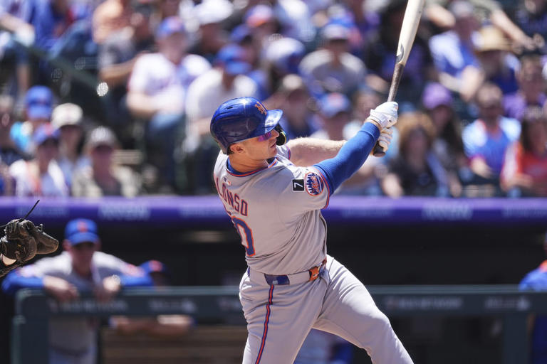 Alonso and McNeil both homer twice as Mets rout Rockies 135 for season
