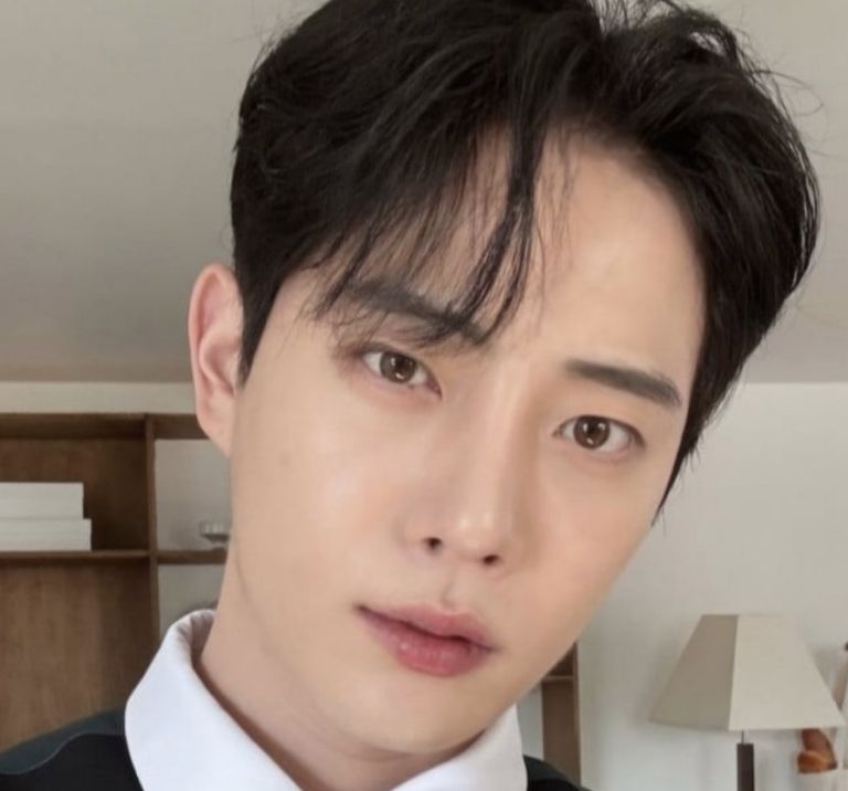 Muere Kim Jong Suk, actor y modelo surcoreano, de manera repentina a los 29 años. Foto: X @SeoulCrushReal