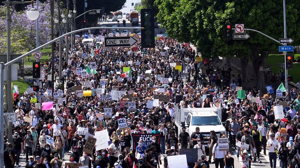 Trump orders crackdown on ‘migrant invasion’ as Los Angeles erupts in ...