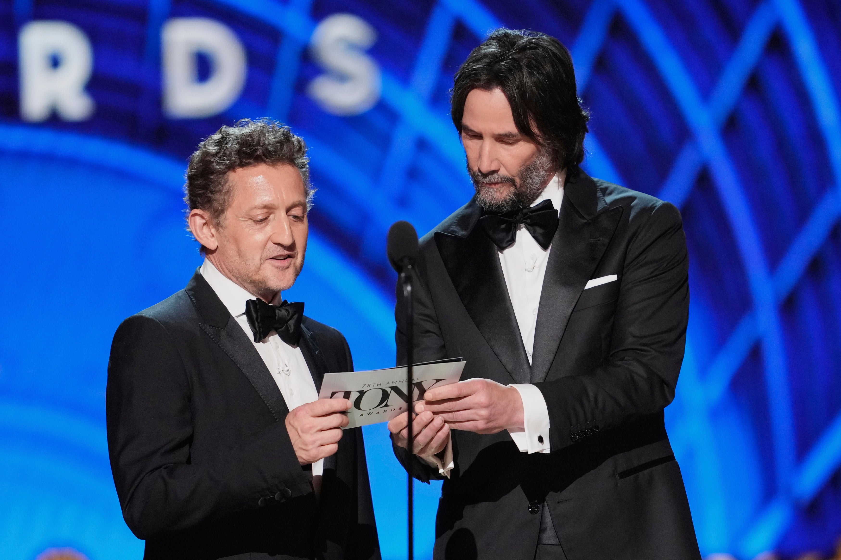 Keanu Reeves ‘won the Tonys’ say fans after Jonathan Groff straddles ...