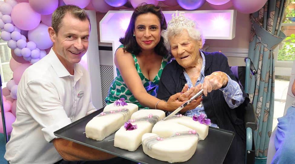 Meet World's Oldest Living Person; Born Before TV, Computer Or Internet ...